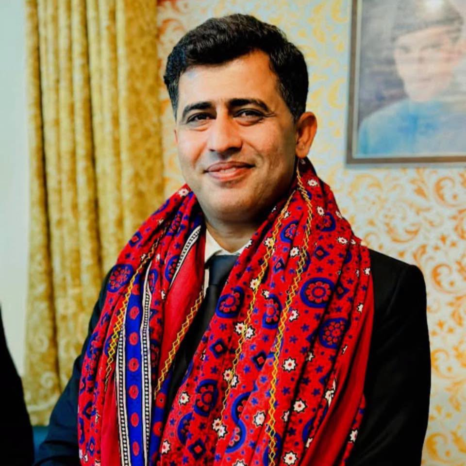 Shakir  Nawaz